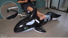 真夏に入った空気入りクジラの圧迫蒸暑呼吸制御放置
